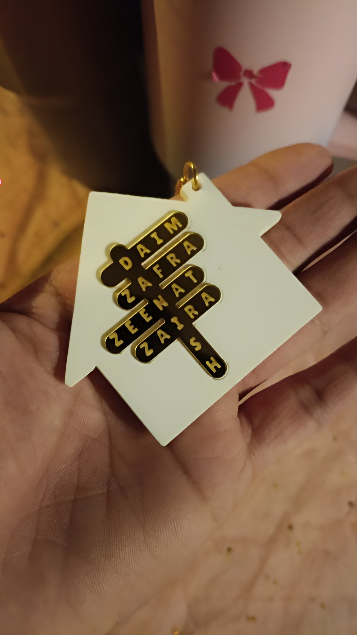Wordmatch home - keychain   Fully personalized with family name